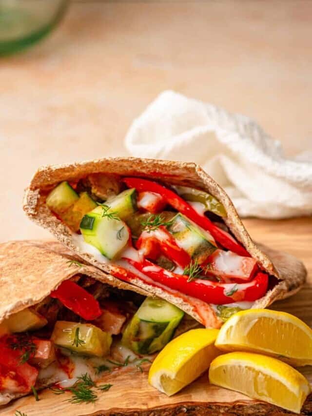 Mediterranean-Style Chicken Pita Pockets Story