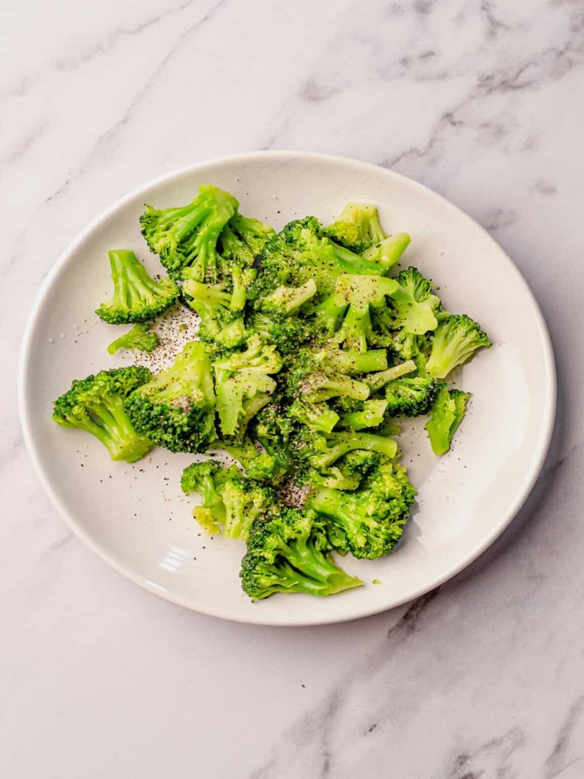 Cook Frozen Broccoli (Oven & Microwave Methods) in 20 Minutes - Real ...