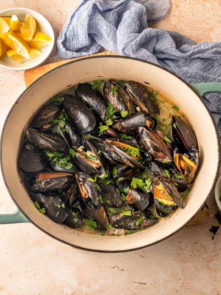 Garlic Butter Mussels in White Wine Sauce Real Food with Sarah