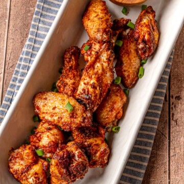 Crispy baked chicken wings.